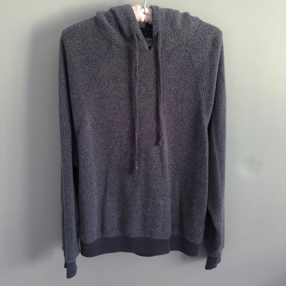 Sweater - Picture 1 of 2